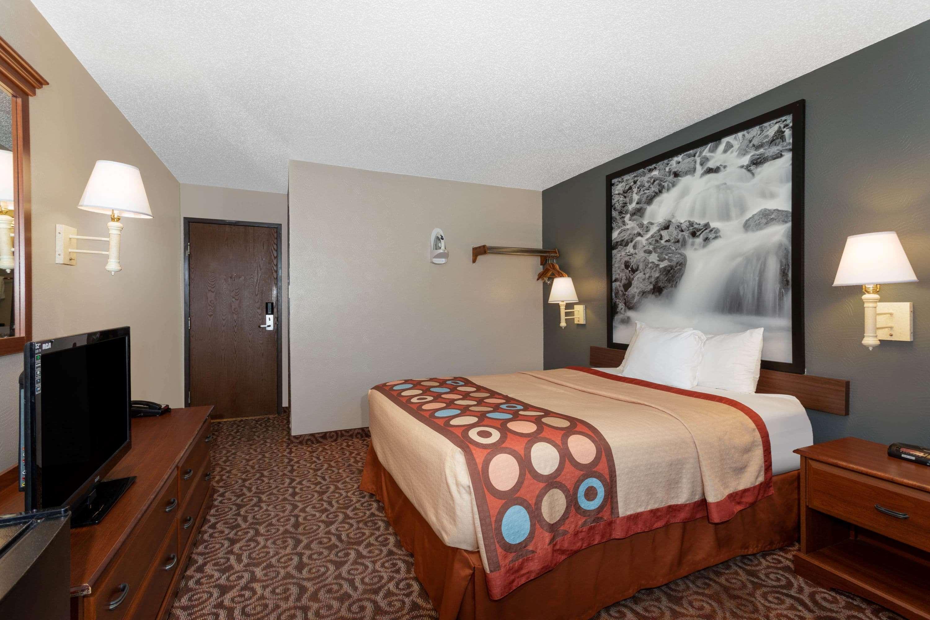 Super 8 By Wyndham Gillette Hotel Buitenkant foto